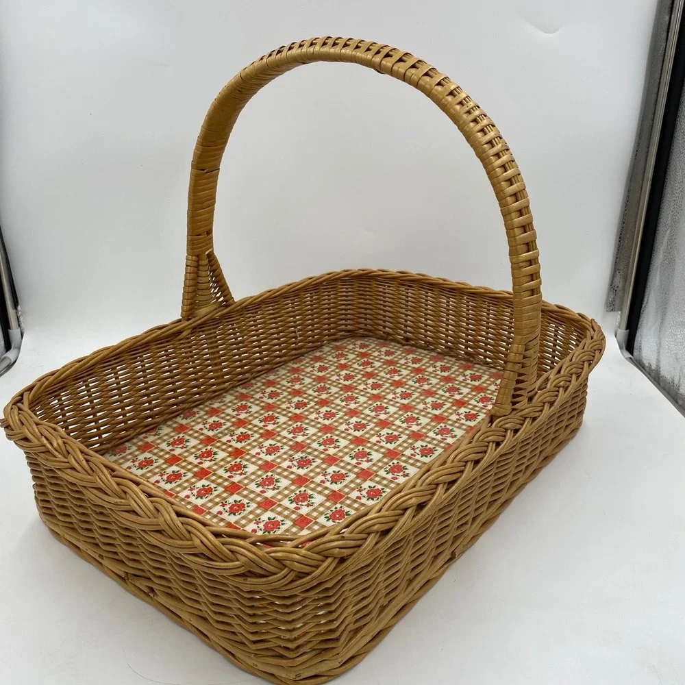 Vintage Large Woven Wicker Basket Gingham Lining Country Rustic Shabby Chic